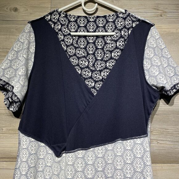 Talbots Faux Wrap Dress Womens Plus 1X Geometric Print Knee Length Stretch Knit - Picture 5 of 8